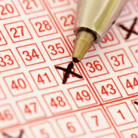 Irlanda, nella Contea di Kerry donna dimentica in tasca biglietto della lotteria da 10 milioni di euro.