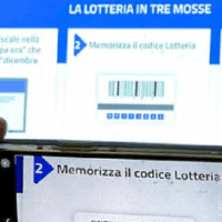 Le probabilità di vincere alla 'Lotteria degli Scontrini' uno dei 10 premi da 100.000€ nella prima estrazione del 11 marzo 2021.